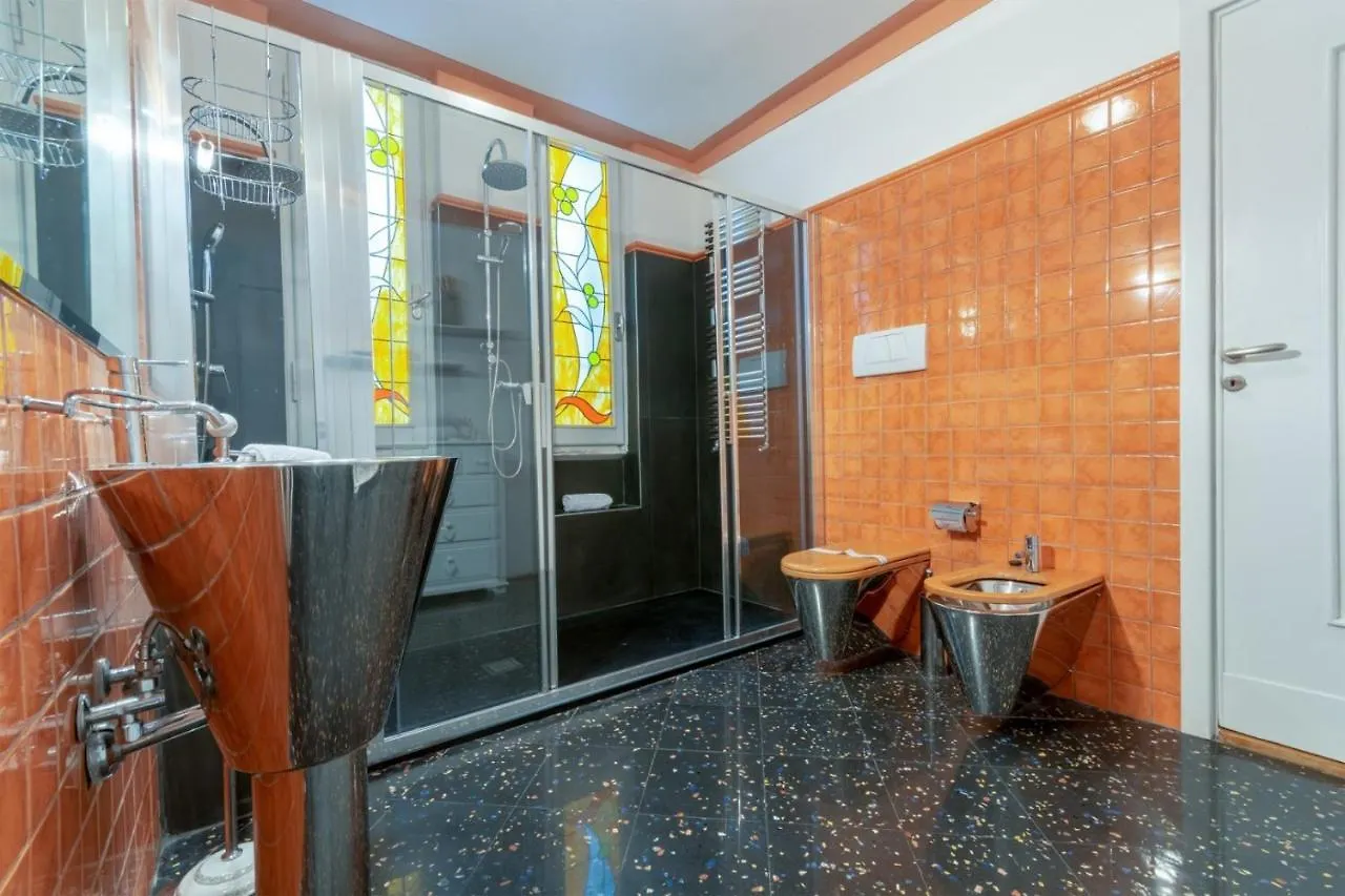 Penthouse Alexandra Tower Hotel Florencia 0*,