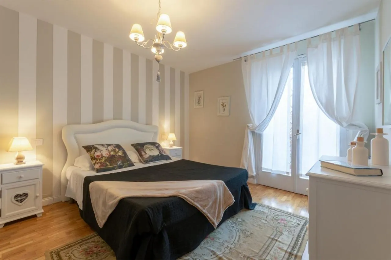 Penthouse Alexandra Tower Hotel Florence Apartment