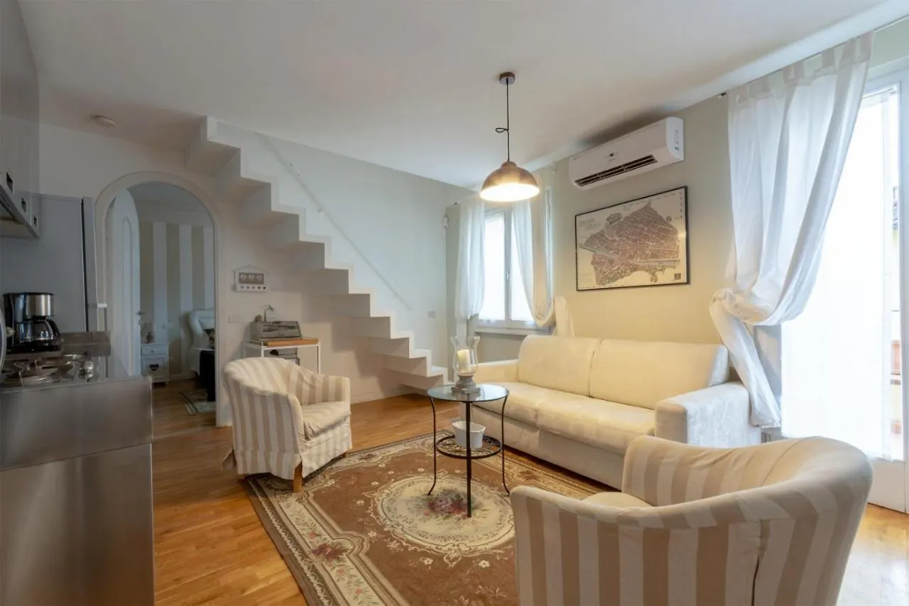 Apartment Penthouse Alexandra Tower Hotel Florence